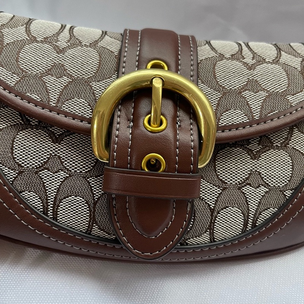 Coach Signature Soho Bag - Picture 3 of 10